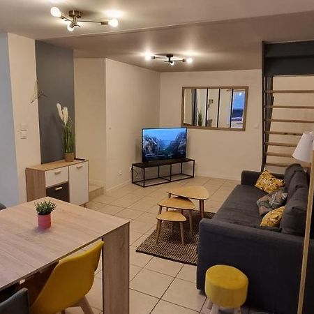 Maisonnette Design Le Cosy - Amazon Prime - A 3Mn A Pied Du Marche - Non Climatise - Surgeres Exterior photo