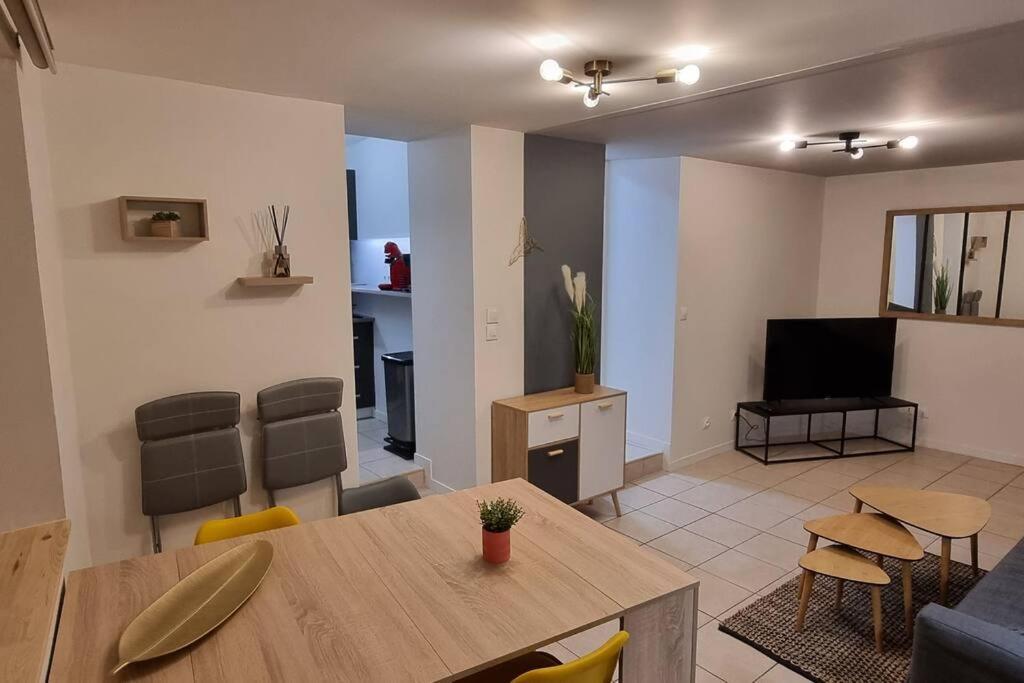 Maisonnette Design Le Cosy - Amazon Prime - A 3Mn A Pied Du Marche - Non Climatise - Surgeres Exterior photo